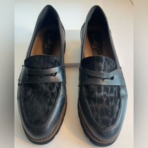 Earthies Black Leather Slip-On Loafers